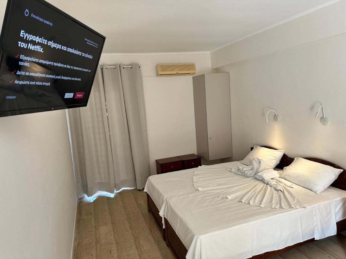 Aggelos Family Hotel Moraḯtika Ngoại thất bức ảnh