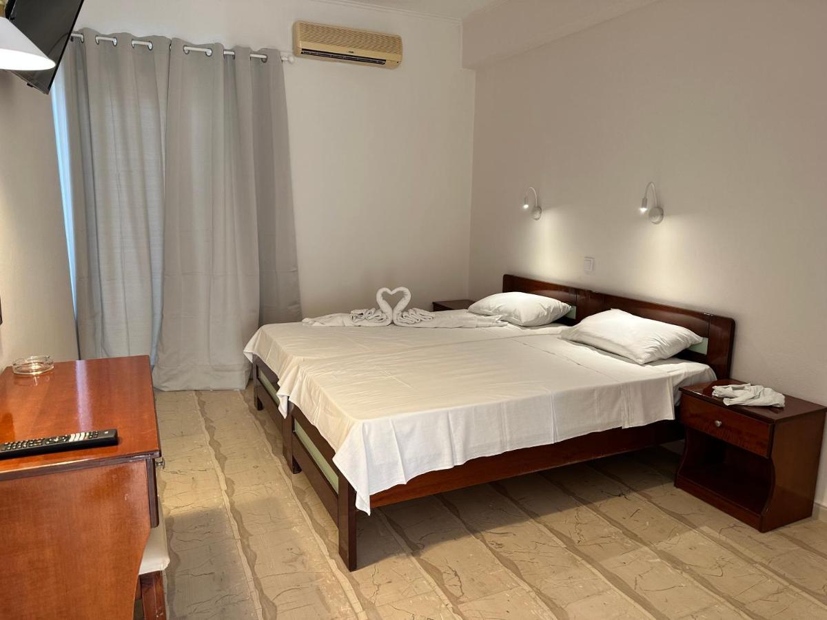 Aggelos Family Hotel Moraḯtika Ngoại thất bức ảnh