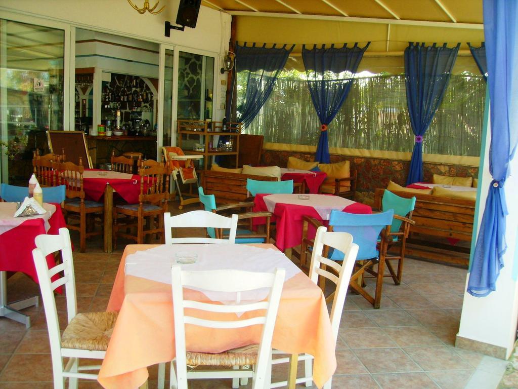 Aggelos Family Hotel Moraḯtika Ngoại thất bức ảnh