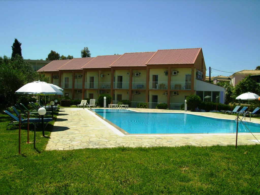Aggelos Family Hotel Moraḯtika Ngoại thất bức ảnh