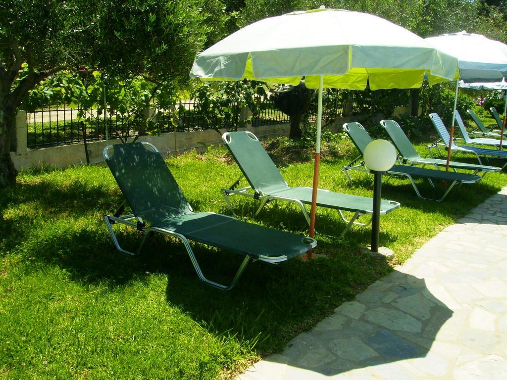 Aggelos Family Hotel Moraḯtika Ngoại thất bức ảnh