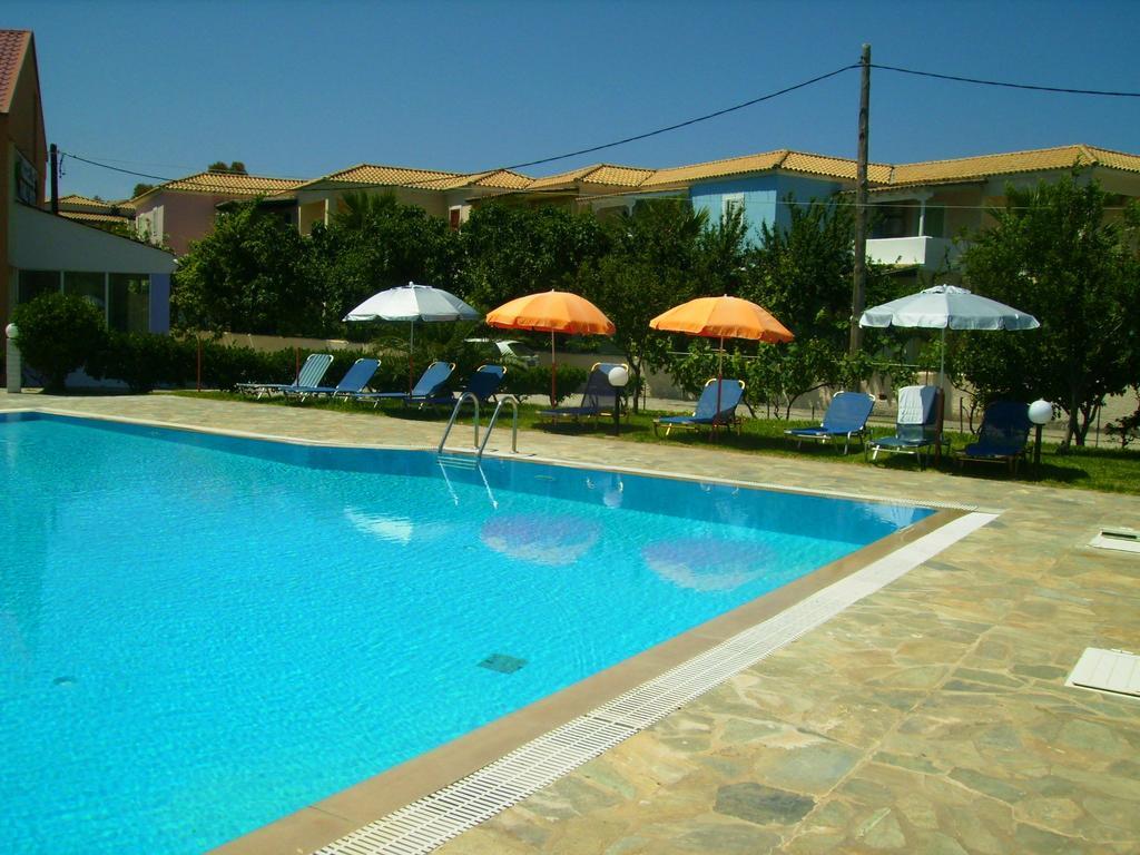Aggelos Family Hotel Moraḯtika Ngoại thất bức ảnh