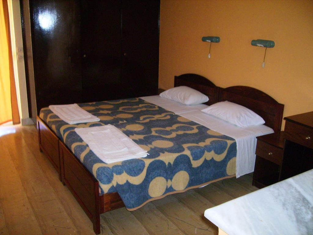 Aggelos Family Hotel Moraḯtika Ngoại thất bức ảnh